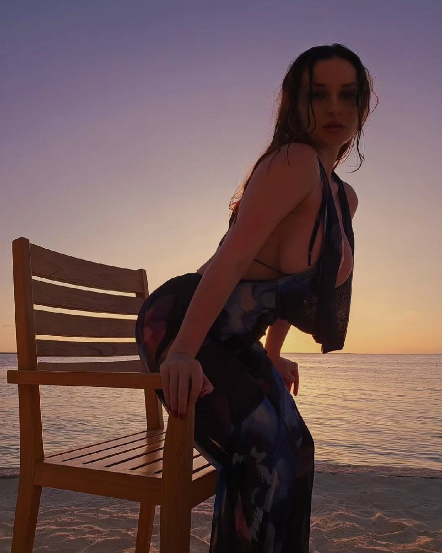 Sexy girl Miranda Faith nude in Jinjiang