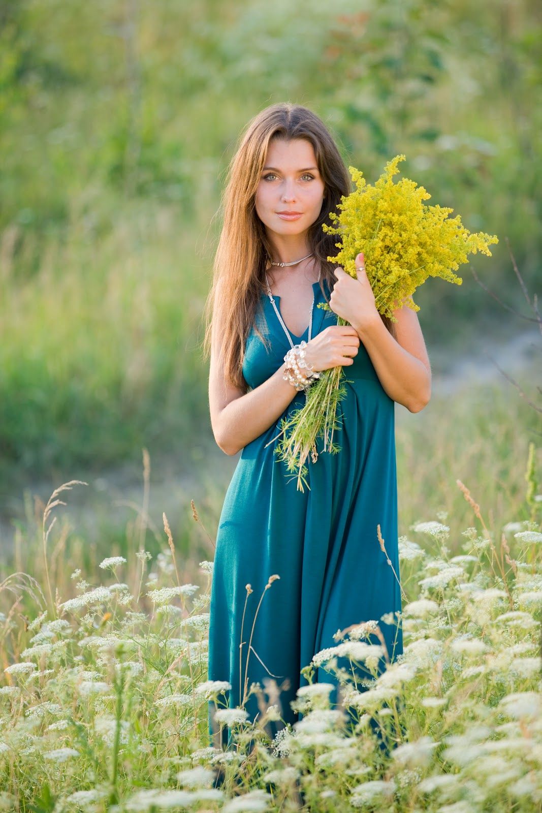 Slavic women in Jinjiang